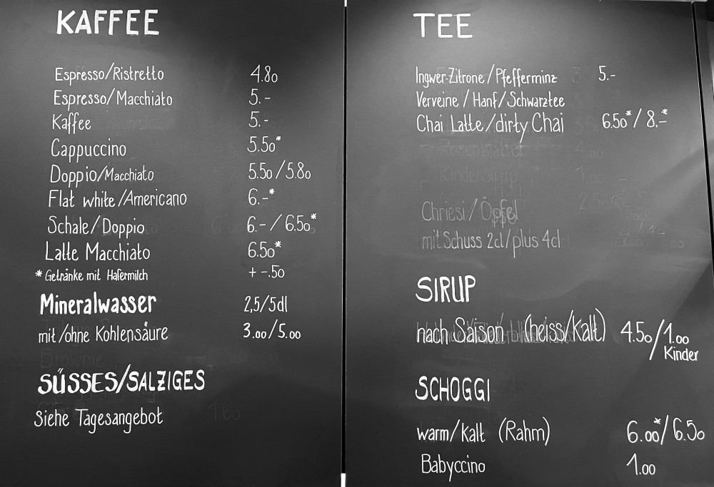 Kaffee / Tee / Sirup (1/1)